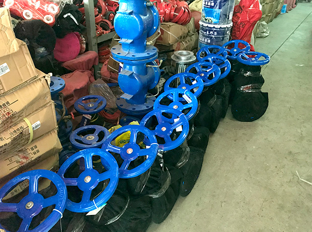 �����y�T